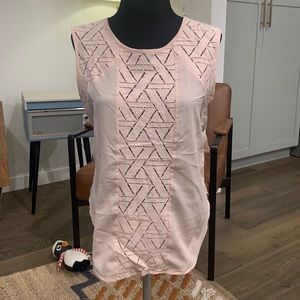 BR blush eyelet blouse XSP